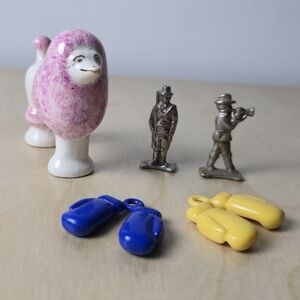 Vintage Tiny Cracker Jack Boxing Charms And 2 Sholders And A Poodle